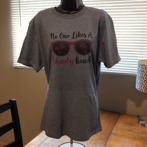 T-shirt - no one likes a shady beach